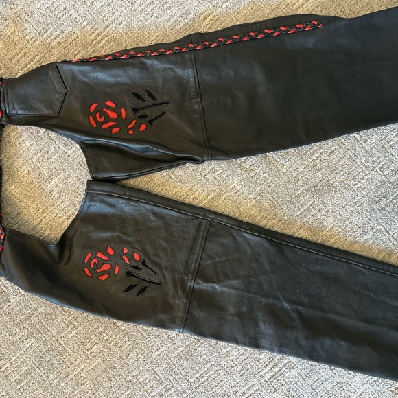 Boutique of Leathers Canada Motorcycle Suit size Small Jacket Size Medium Pants - Picture 11 of 16